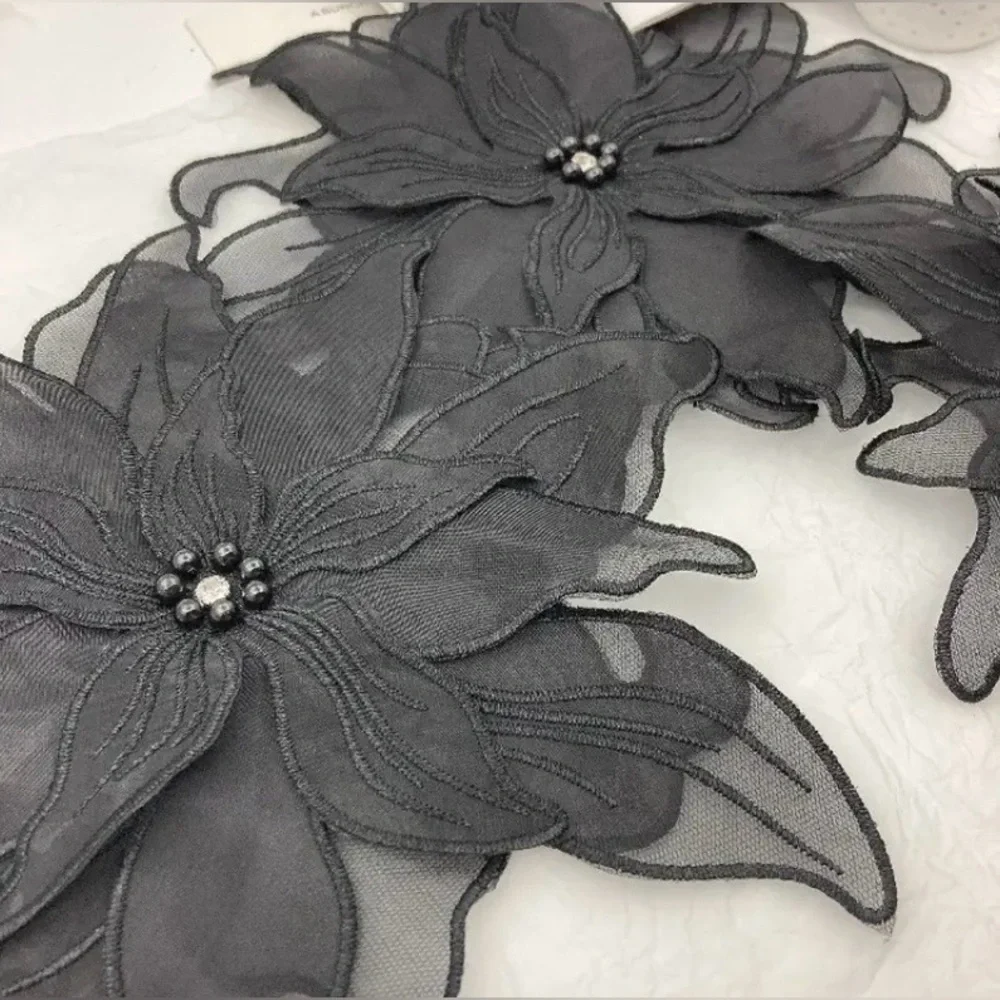 White Embroidered Sew-On Appliqué Flower, Craft & Clothing Embellishment, New